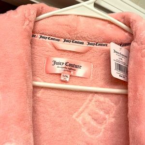 Juicy Couture Embossed Hooded Plush Robe Barbie Pink Logo L/XL Rose